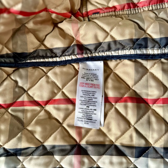 Burberry Quilted Jacket - Picture 5 of 5